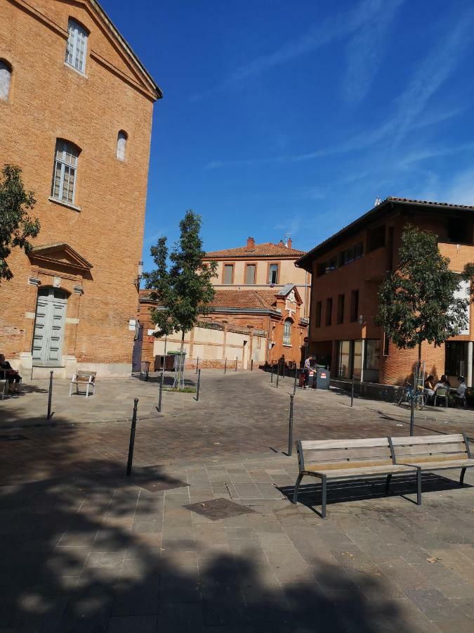 Riverside Toulouse Exteriör bild